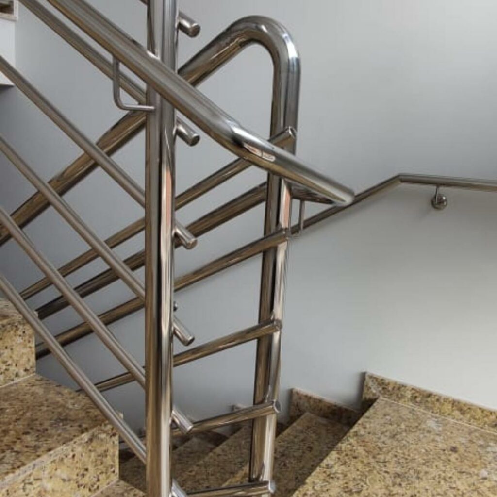 Inox Residencial: Beleza e Praticidade para Seu Lar